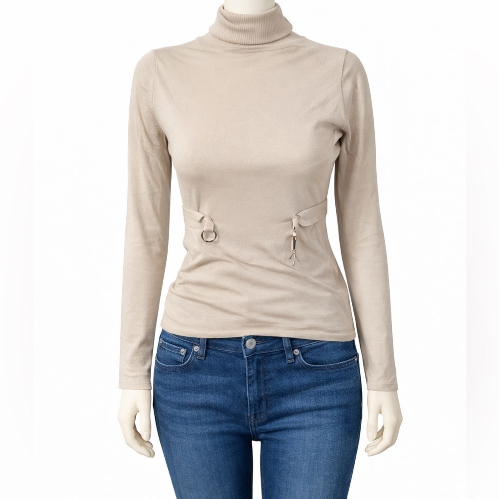 Gucci
Wool Turtleneck Sweater Size: S